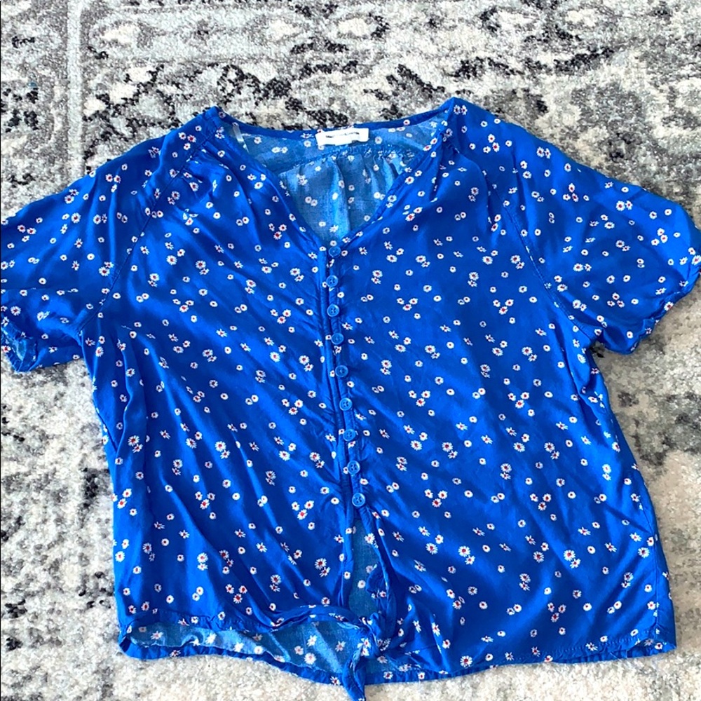 Flowered button down crop top.